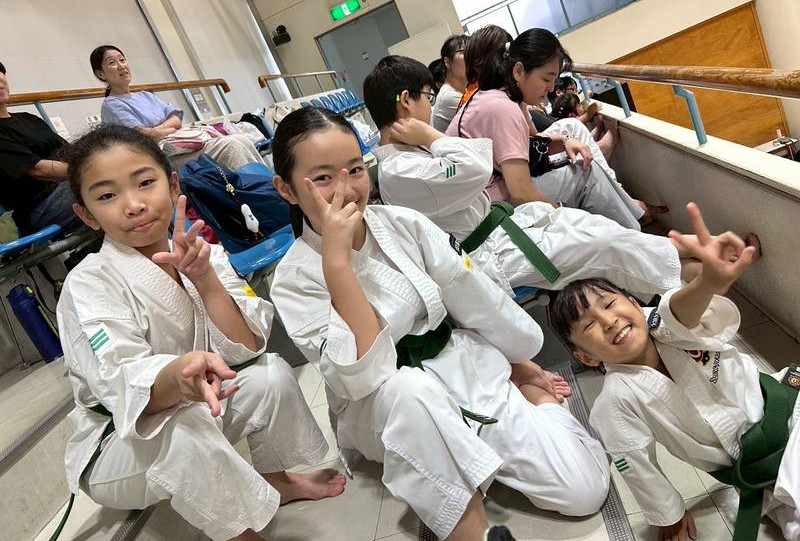 3.観覧席 3人